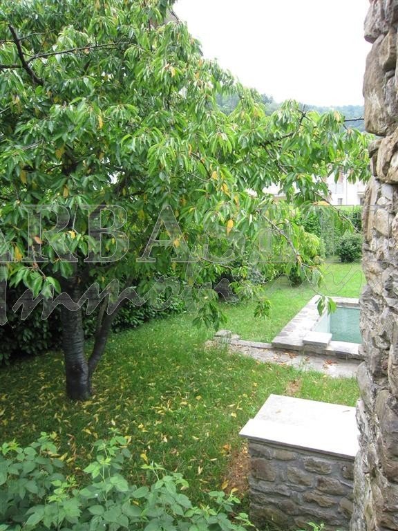 casa indipendente in vendita a Varese Ligure