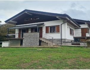 casa indipendente in vendita a Varese Ligure