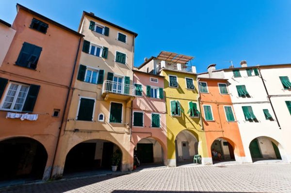 casa semindipendente in vendita a Varese Ligure
