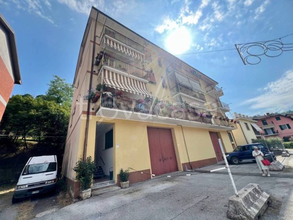 appartamento in vendita a Varese Ligure