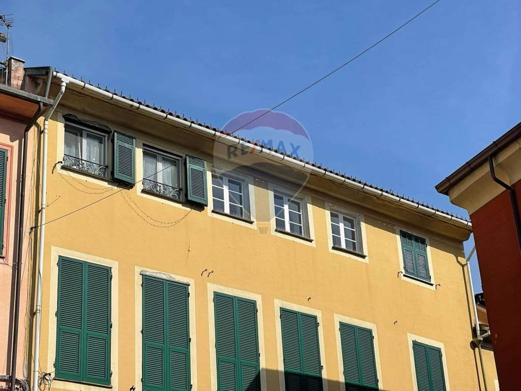 appartamento in vendita a Varese Ligure