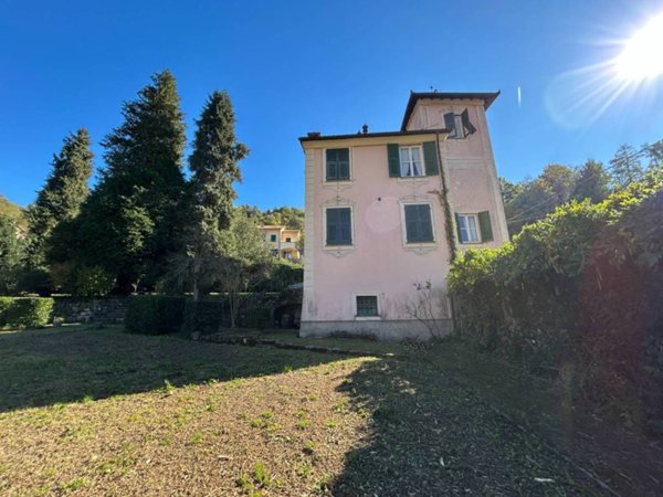casa indipendente in vendita a Varese Ligure