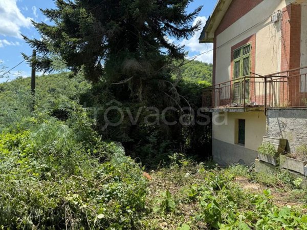 casa indipendente in vendita a Varese Ligure in zona San Pietro Vara