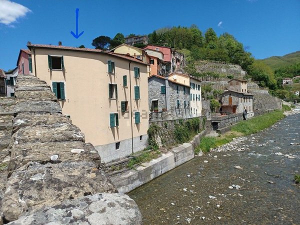 appartamento in vendita a Varese Ligure