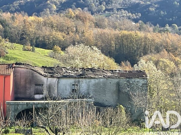 esavano in vendita a Varese Ligure in zona San Pietro Vara