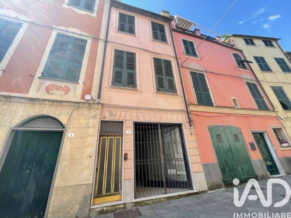 appartamento in vendita a Varese Ligure