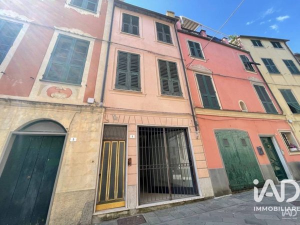 appartamento in vendita a Varese Ligure