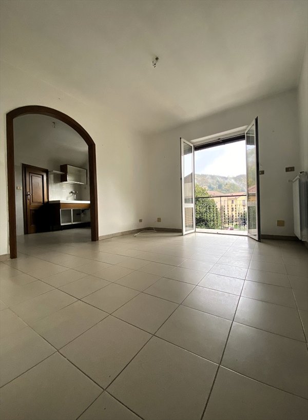 appartamento in vendita a Varese Ligure