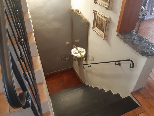 appartamento in vendita a Varese Ligure