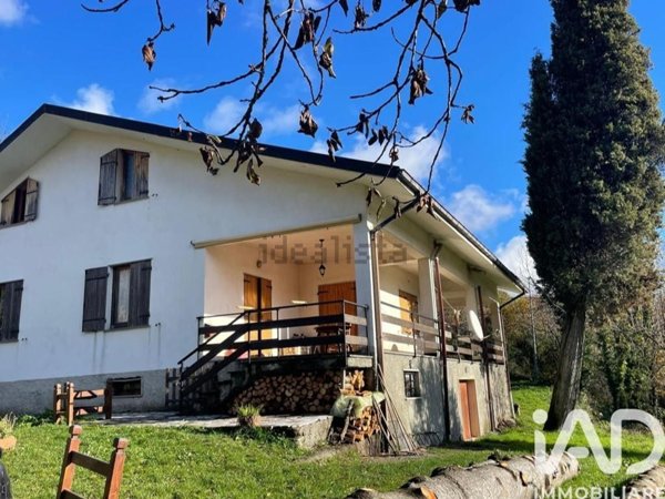 appartamento in vendita a Varese Ligure in zona Scurtabò