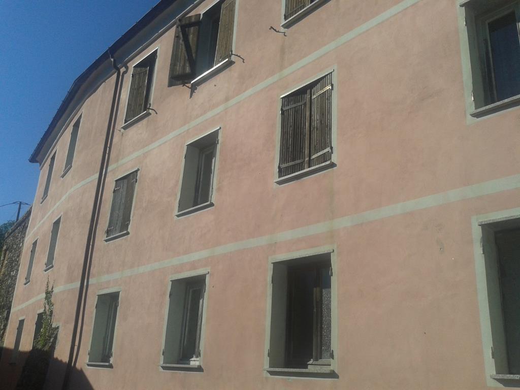 casa indipendente in vendita a Varese Ligure