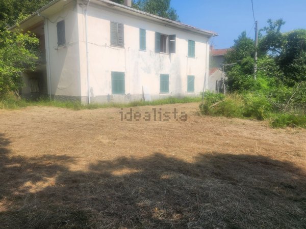 casa indipendente in vendita a Varese Ligure in zona San Pietro Vara
