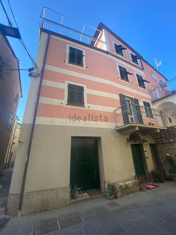 casa indipendente in vendita a Varese Ligure in zona San Pietro Vara
