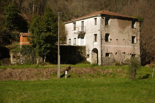 appartamento in vendita a Varese Ligure