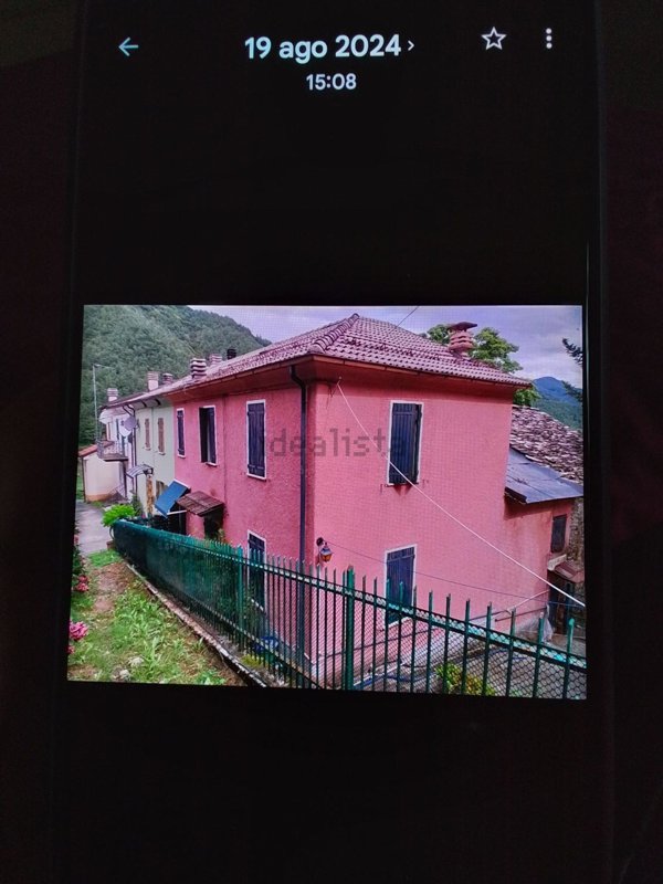 casa indipendente in vendita a Varese Ligure