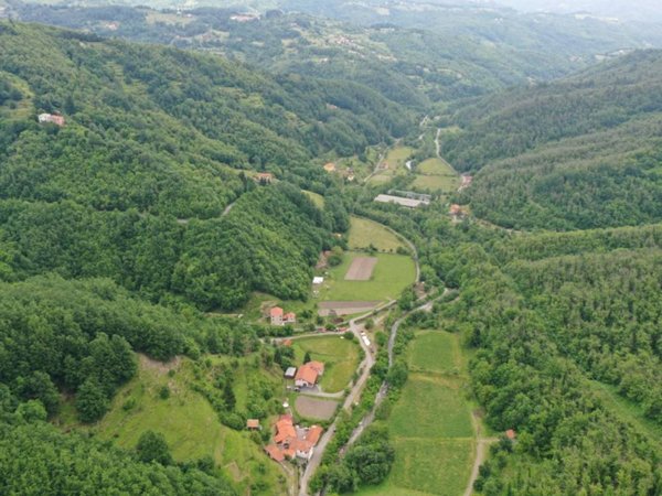 casa indipendente in vendita a Varese Ligure in zona Comuneglia