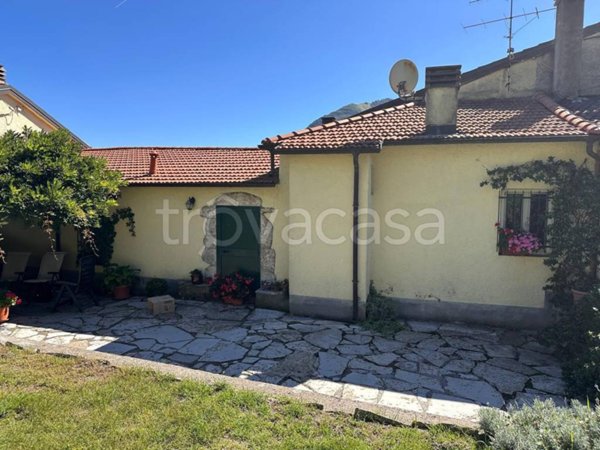 casa indipendente in vendita a Varese Ligure in zona Comuneglia