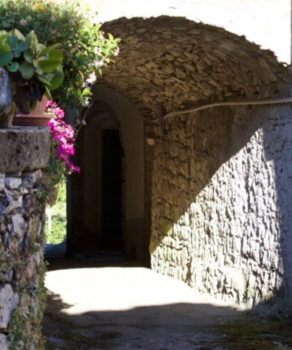 casa indipendente in vendita a Varese Ligure in zona Codivara