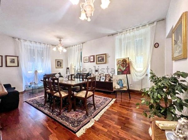 casa indipendente in vendita a Varese Ligure