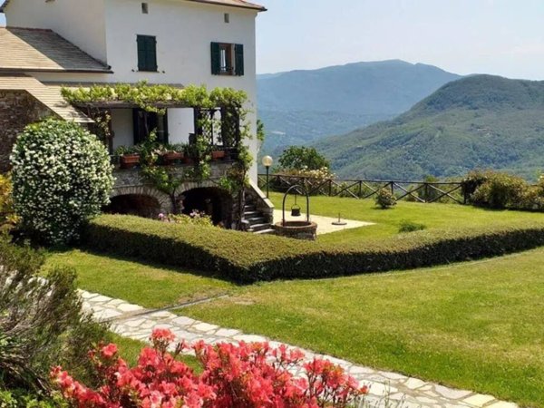 casa indipendente in vendita a Varese Ligure in zona Comuneglia