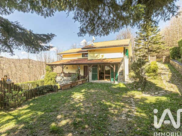 casa indipendente in vendita a Varese Ligure in zona Valletti