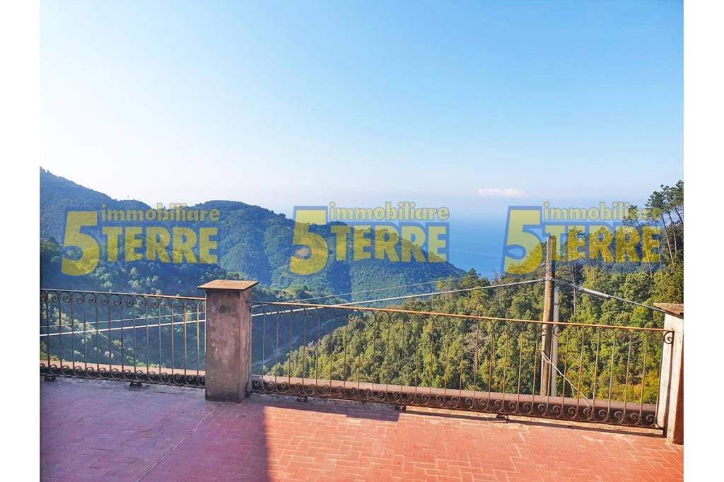 appartamento in vendita a Vernazza