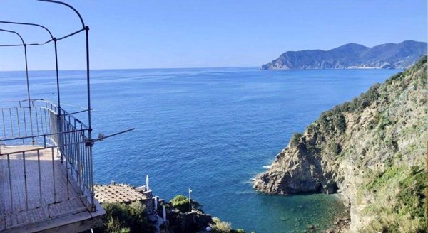 appartamento in vendita a Vernazza in zona Corniglia