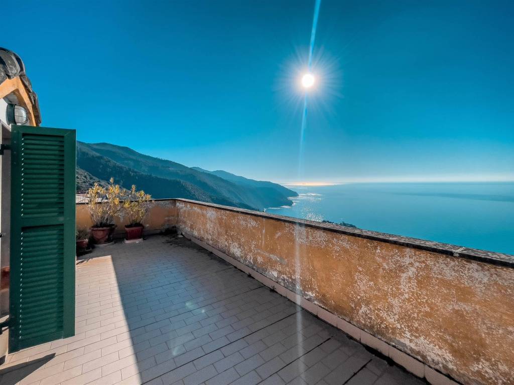 appartamento in vendita a Vernazza in zona San Bernardino
