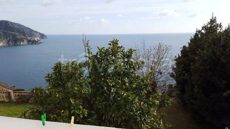 appartamento in vendita a Vernazza in zona Corniglia