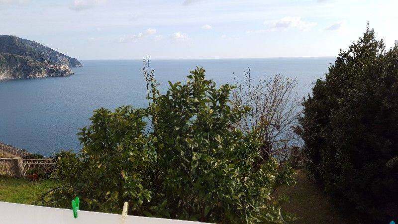 appartamento in vendita a Vernazza in zona Corniglia