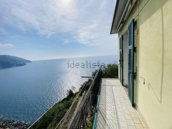 appartamento in vendita a Vernazza in zona Corniglia