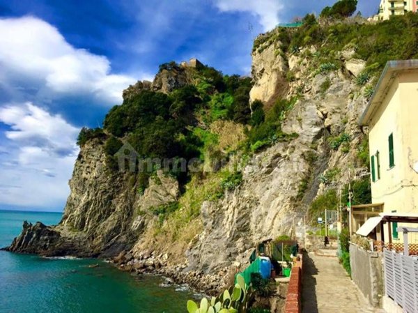 appartamento in vendita a Vernazza in zona Corniglia