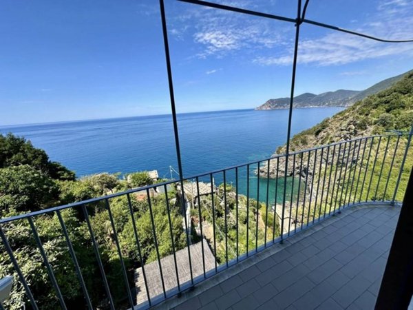 appartamento in vendita a Vernazza in zona Corniglia