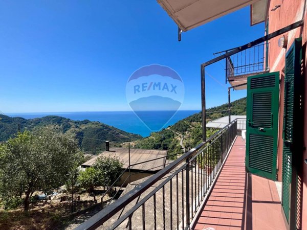 appartamento in vendita a Vernazza in zona Drignana