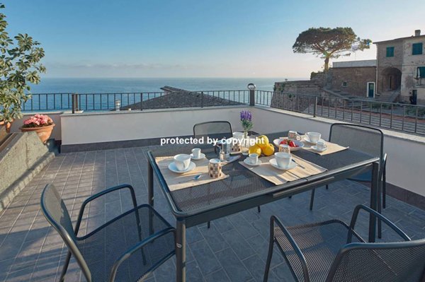 appartamento in vendita a Vernazza in zona Corniglia