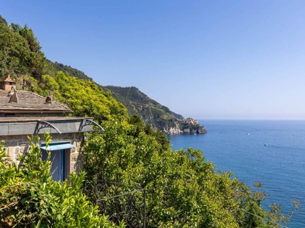 casa indipendente in vendita a Vernazza in zona Corniglia