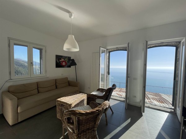 casa indipendente in vendita a Vernazza in zona San Bernardino