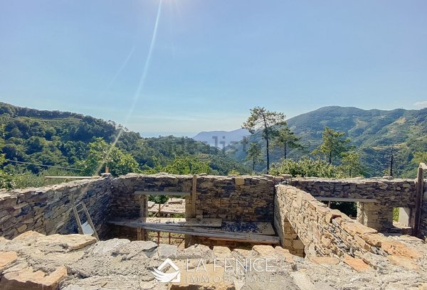 casale in vendita a Vernazza