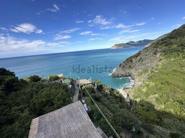 appartamento in vendita a Vernazza in zona Corniglia