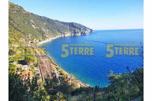 appartamento in vendita a Vernazza in zona Corniglia