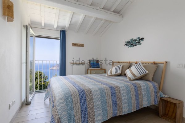 appartamento in vendita a Vernazza