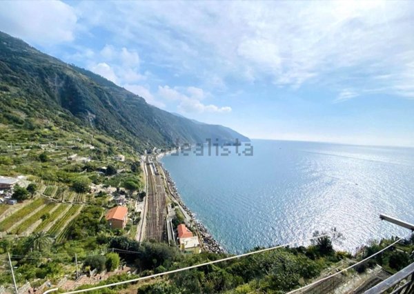 appartamento in vendita a Vernazza in zona Corniglia