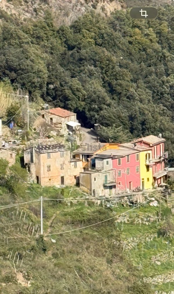 casale in vendita a Vernazza in zona Drignana