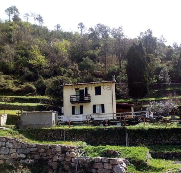 casa indipendente in vendita a Vernazza