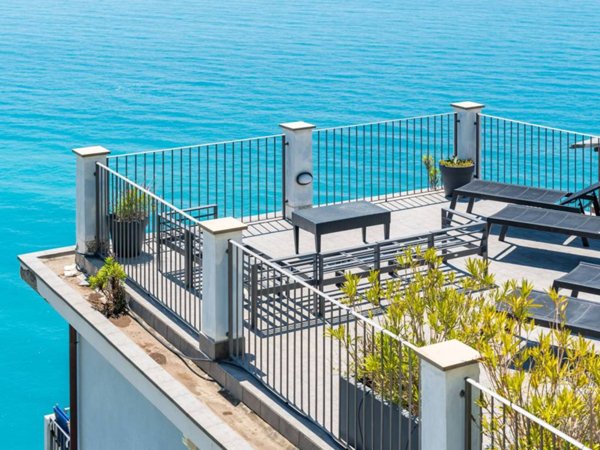 appartamento in vendita a Vernazza in zona Prevo