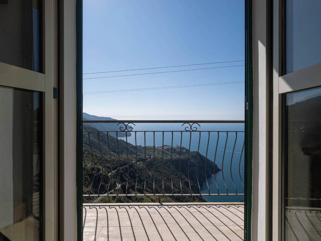 appartamento in vendita a Vernazza in zona San Bernardino