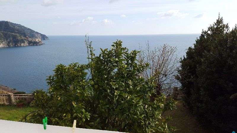 appartamento in vendita a Vernazza in zona Corniglia