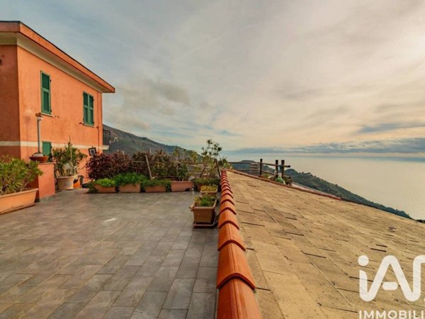 appartamento in vendita a Vernazza in zona Drignana