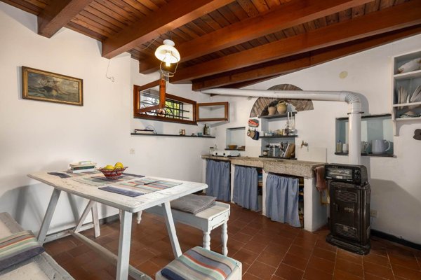 appartamento in vendita a Vernazza in zona Corniglia