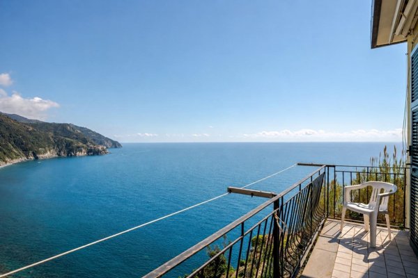 appartamento in vendita a Vernazza in zona Corniglia